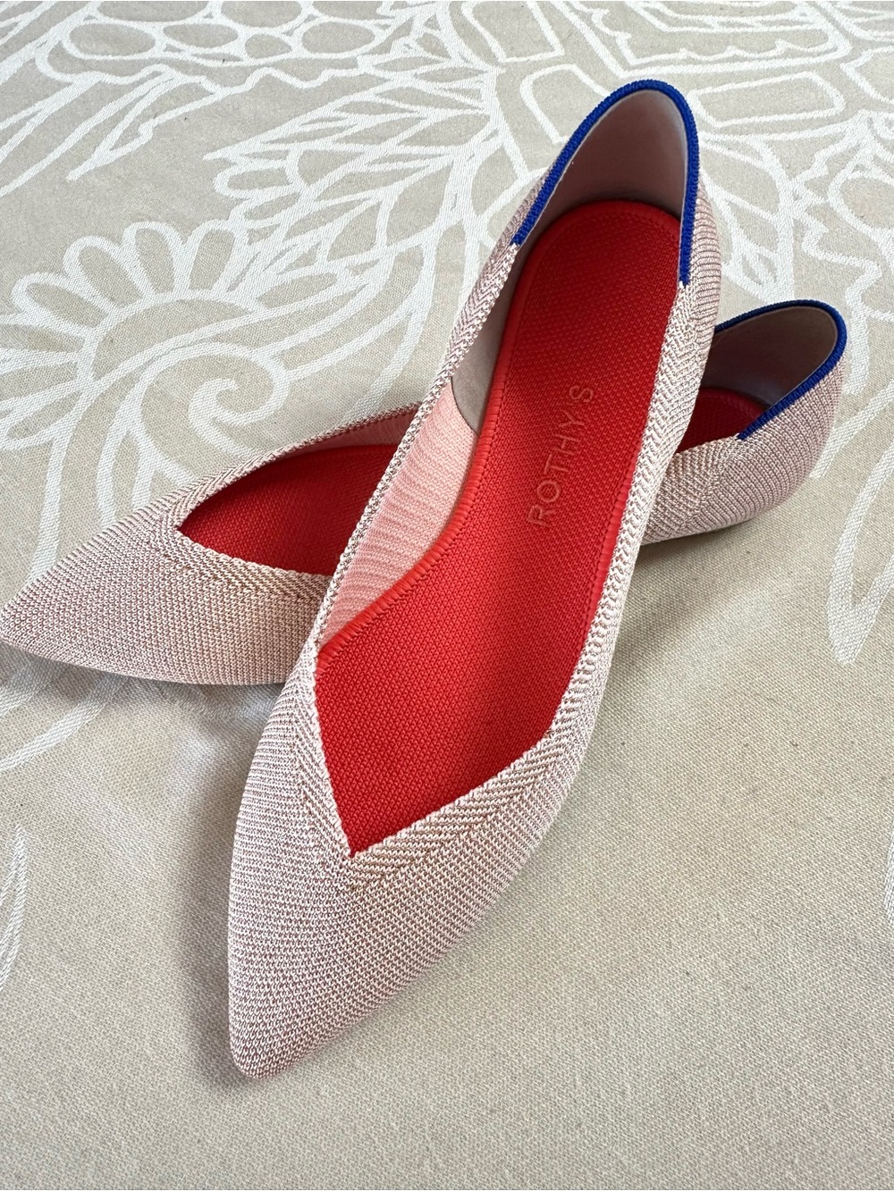 Rothy’s The Point Peach Gold Metallic Shimmer Flats W9.5